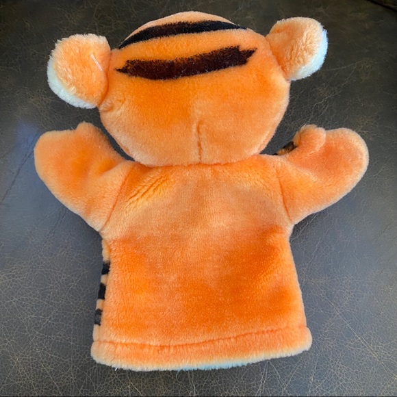 Mattel Arcotoys Tigger Hand Puppet Disney EUC - Picture 3 of 10